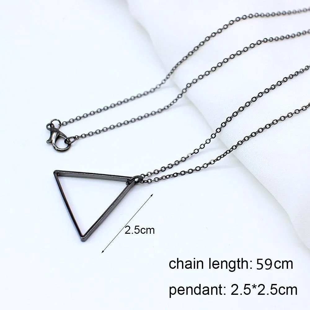 Triangle Minimal Pendant Necklace